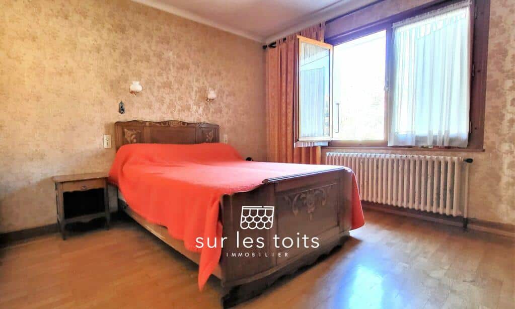 CHAMBRE 1 GUFFOND SLT