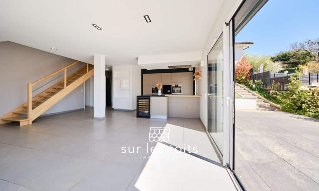 2025_04_10_Surlestoits_Saint_Martin_DSCF4908