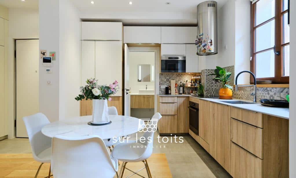 2025_06_27_Surlestoits_Passage_Cathedrale_DSCF9163