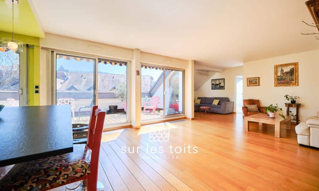 2025_04_10_Surlestoits_royale_9_DSCF5059