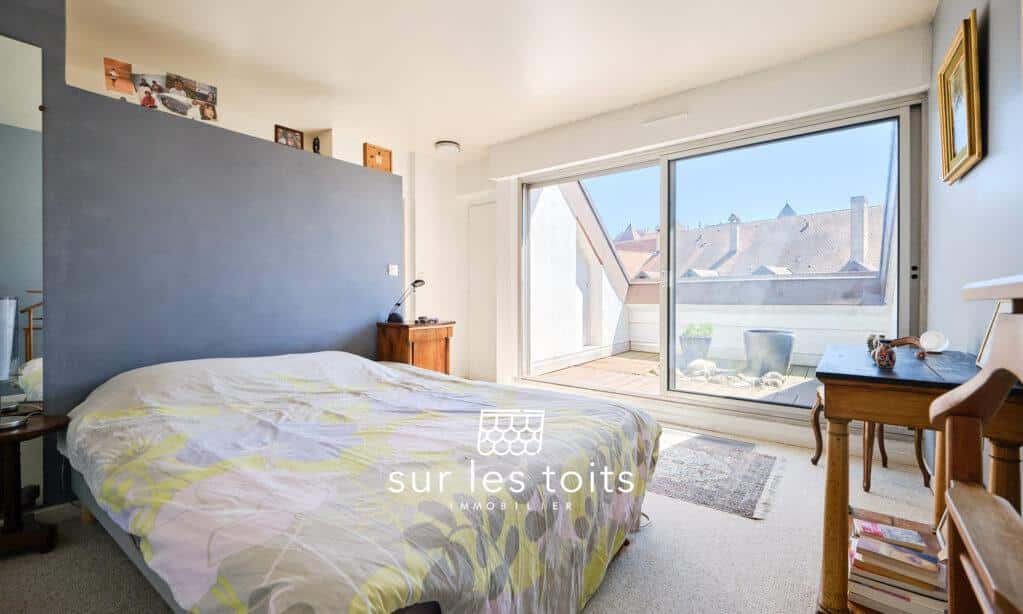 2025_04_10_Surlestoits_royale_9_DSCF5169