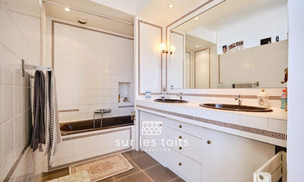 2025_04_10_Surlestoits_royale_9_DSCF5239