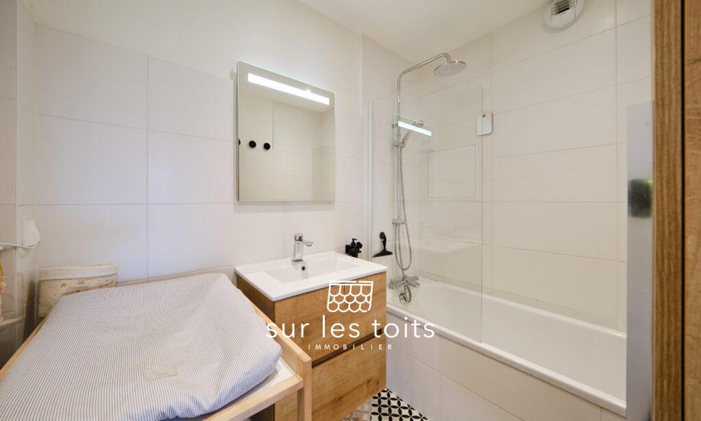 2025_09_29_Surlestoits_Police_XT5G8772