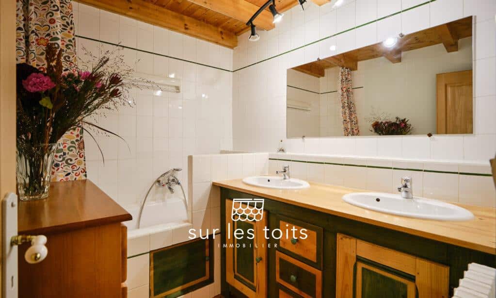 2025_11_04_Surlestoits_Notre_dame_23_XT5G1285