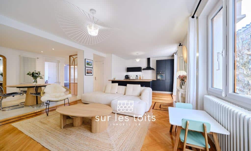 2025_12_15_Surlestoits_Av_Genève_16B_XT5G6077