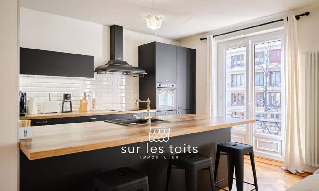 2025_12_15_Surlestoits_Av_Genève_16B_XT5G6112