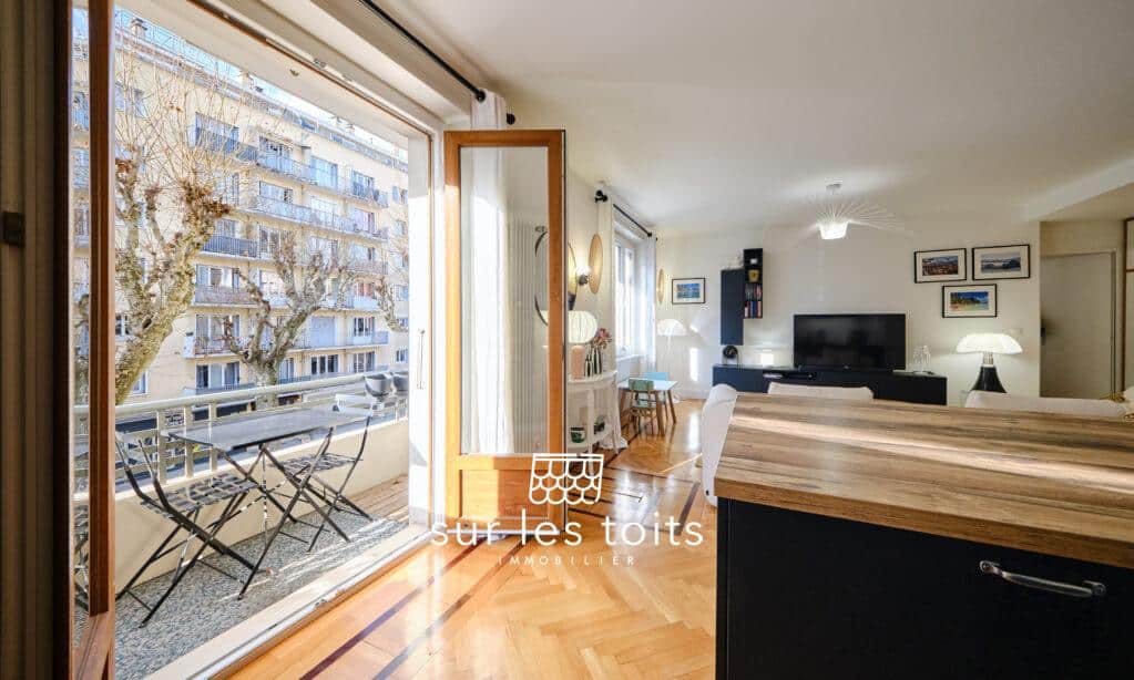 2025_12_15_Surlestoits_Av_Genève_16B_XT5G6157