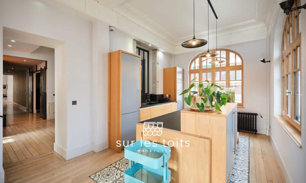 2026_03_05_Surlestoits_1_avenue_Chevene_XT5G1306