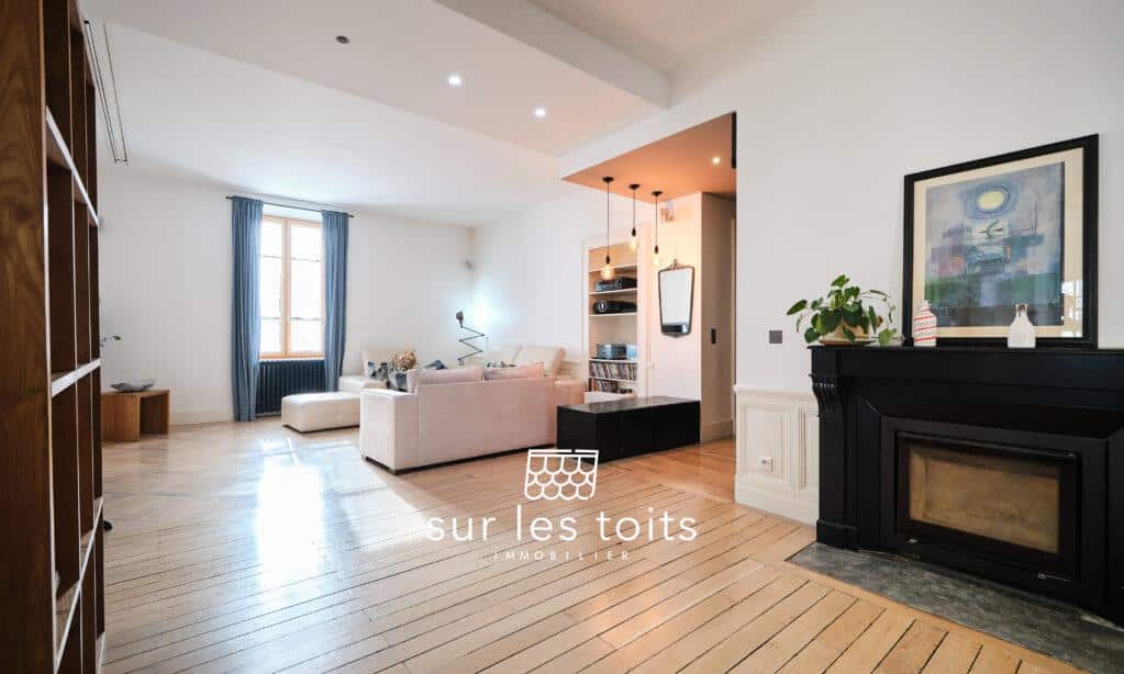 2026_03_05_Surlestoits_1_avenue_Chevene_XT5G1445