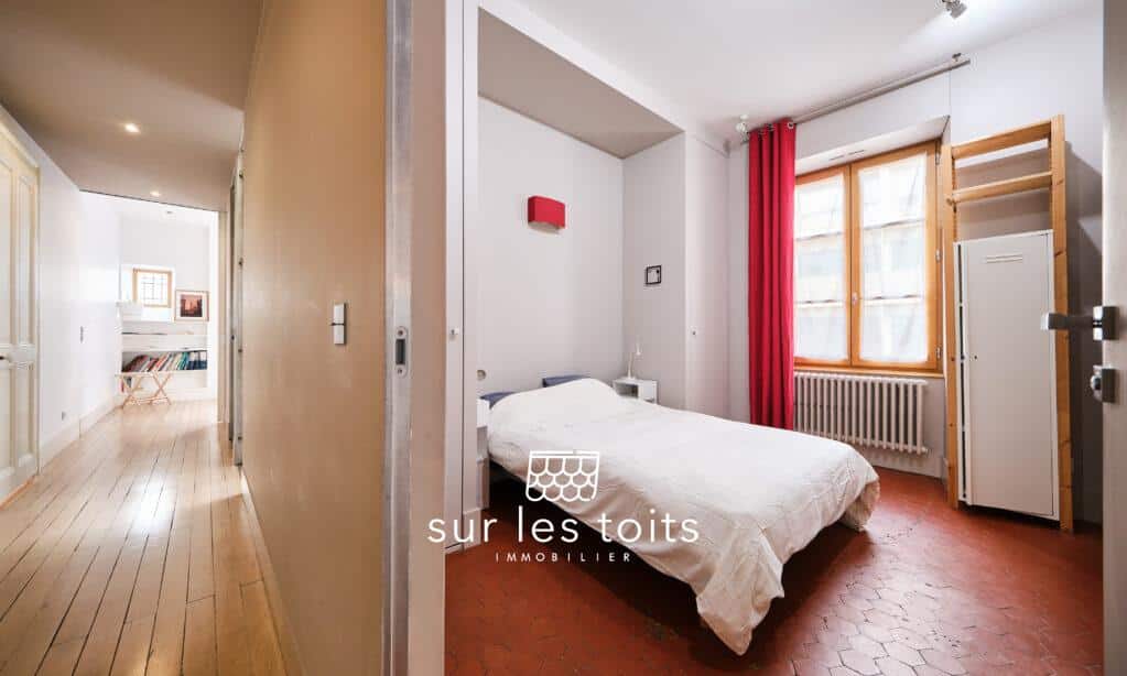 2026_03_05_Surlestoits_1_avenue_Chevene_XT5G1465