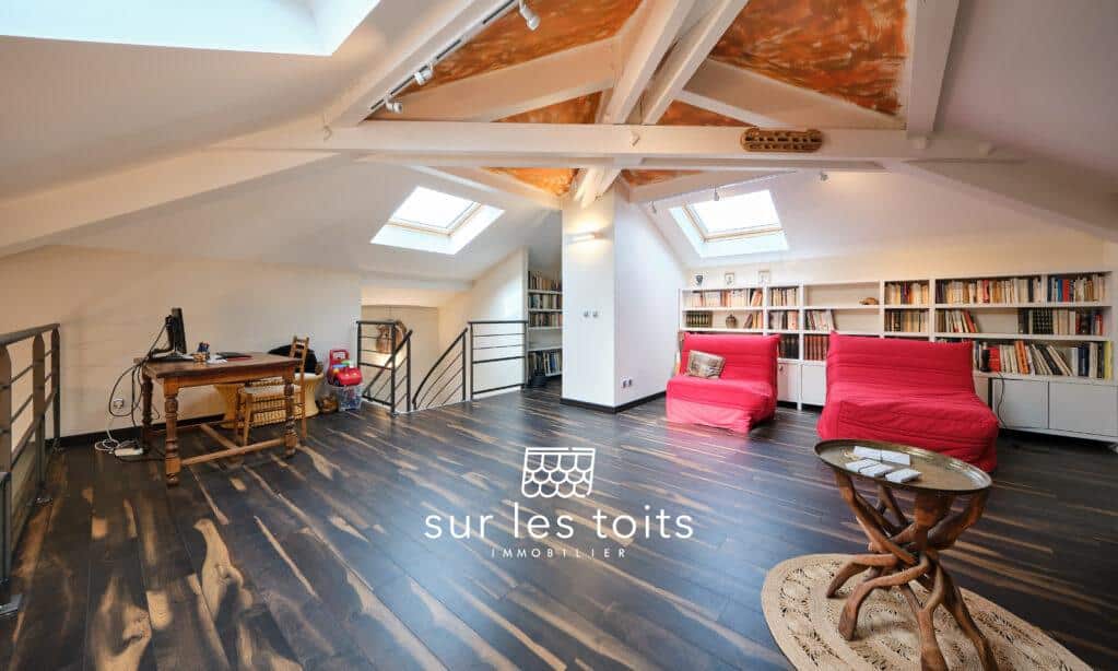 2026_03_05_Surlestoits_2_avenue_Thones_XT5G1015