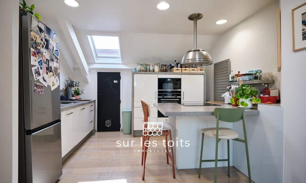 2026_03_24_Surlestoits_14_rue_Royale_XT5G3706