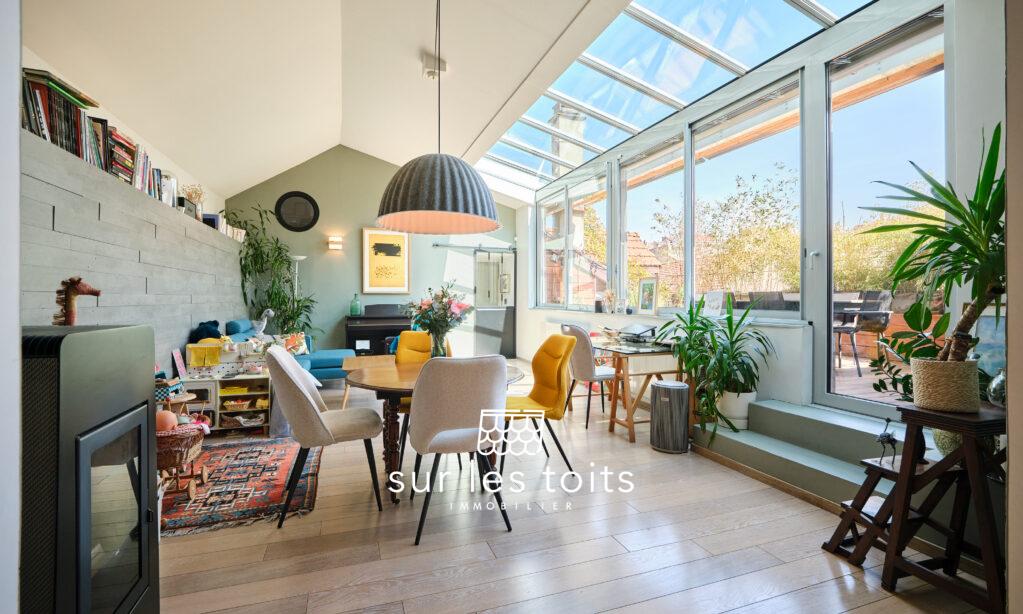 2026_03_24_Surlestoits_14_rue_Royale_XT5G3716