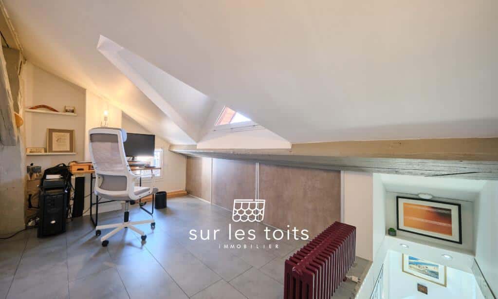 2026_03_24_Surlestoits_14_rue_Royale_XT5G3846