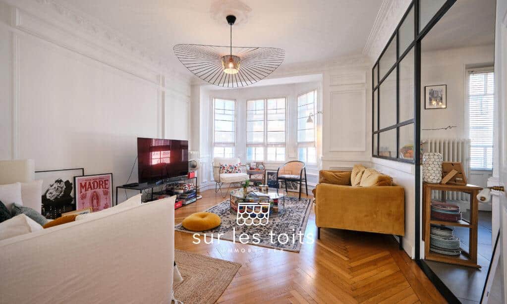 2026_03_19_Surlestoits_6_rue_Paix_XT5G3196