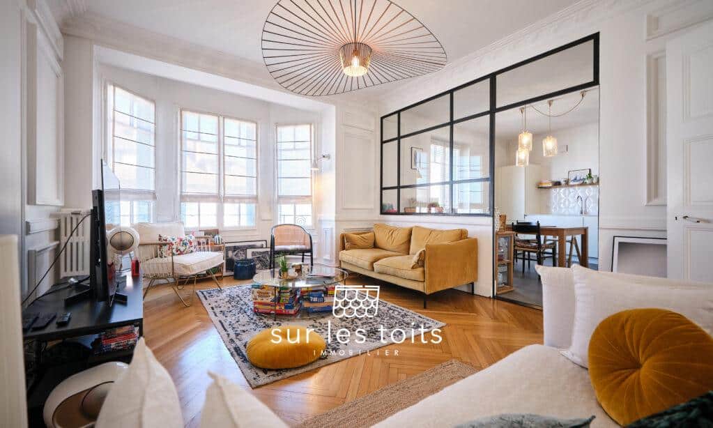 2026_03_19_Surlestoits_6_rue_Paix_XT5G3216