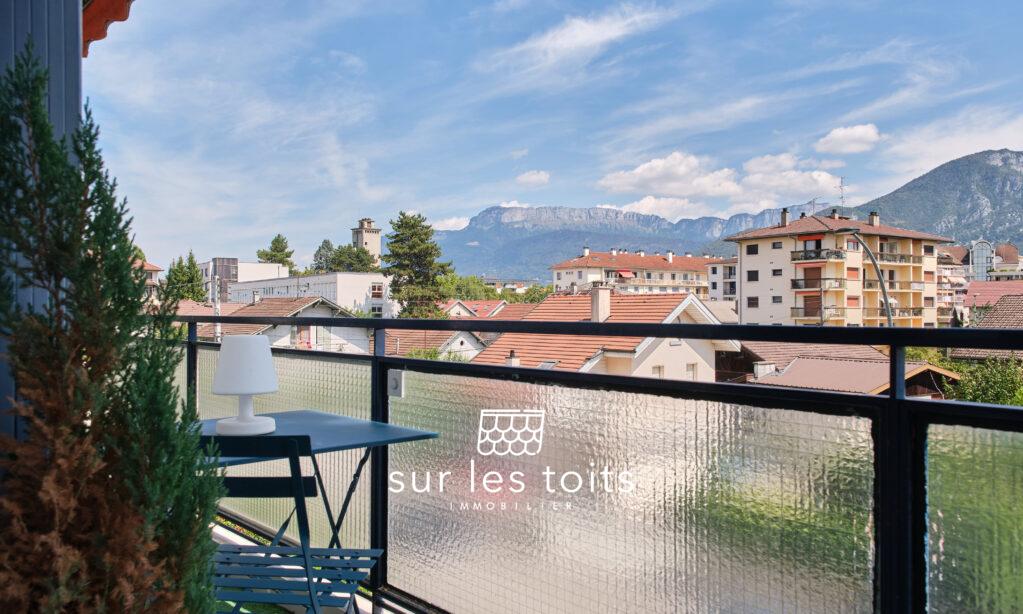 2026_08_18_Surlestoits_9_rue_Fabien_Calloud_XT5G1316