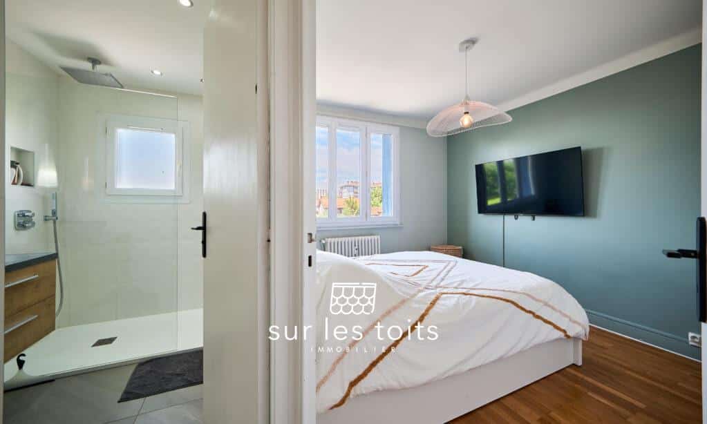 2026_08_18_Surlestoits_9_rue_Fabien_Calloud_XT5G2010_HDR