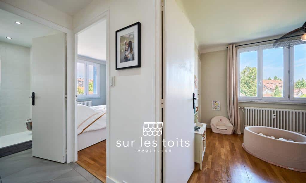 2026_08_18_Surlestoits_9_rue_Fabien_Calloud_XT5G2020_HDR