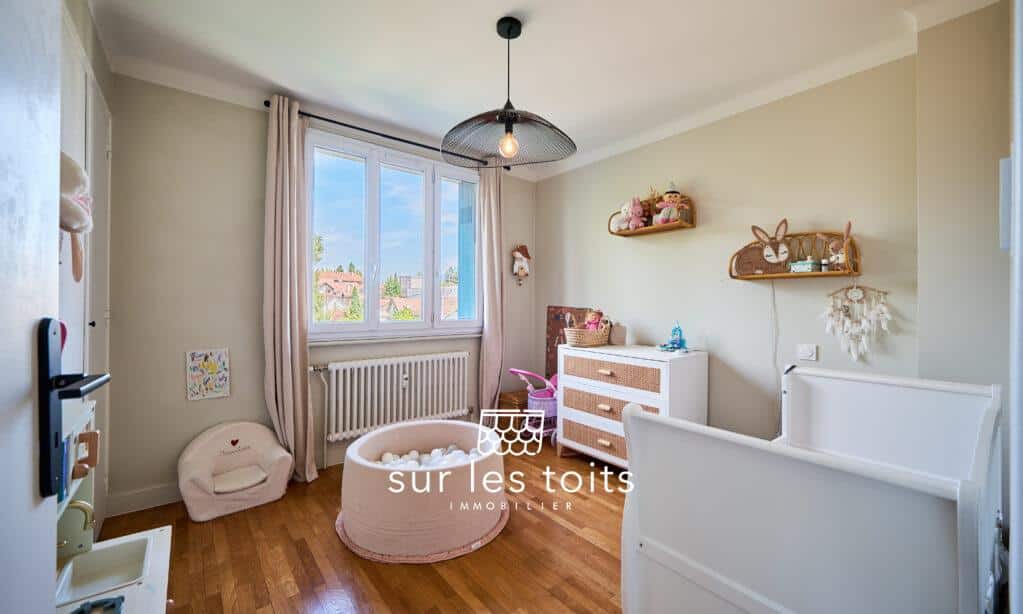 2026_08_18_Surlestoits_9_rue_Fabien_Calloud_XT5G2025_HDR