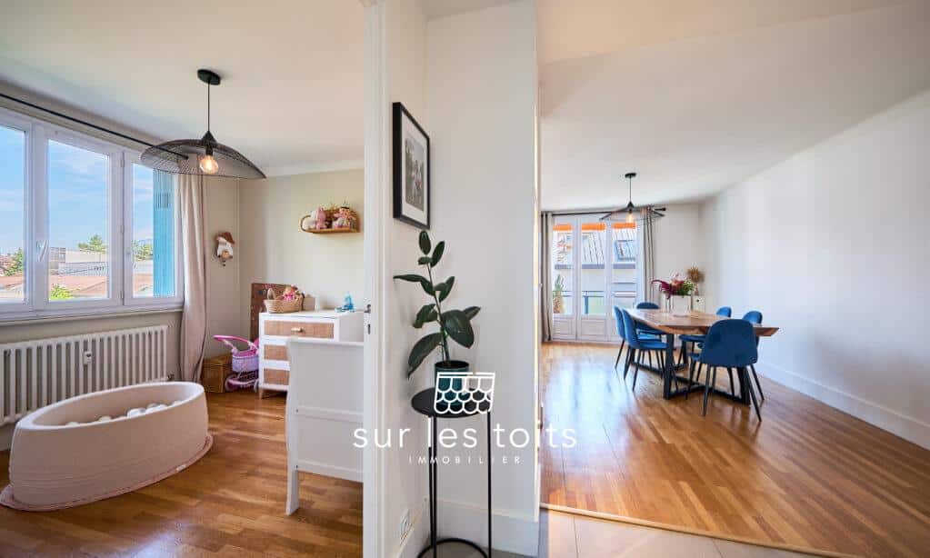 2026_08_18_Surlestoits_9_rue_Fabien_Calloud_XT5G2030_HDR
