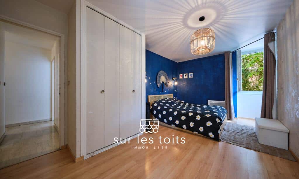 33 CHAMBRE 2 1